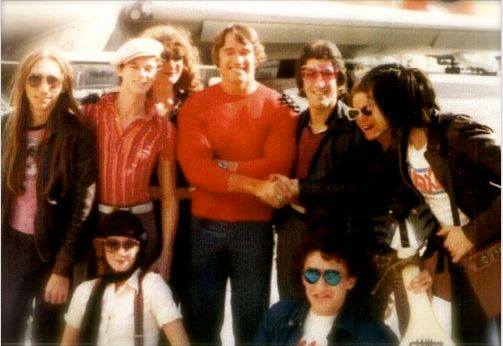 The Tubes meeting Arnold Schwarzenegger — group color photo